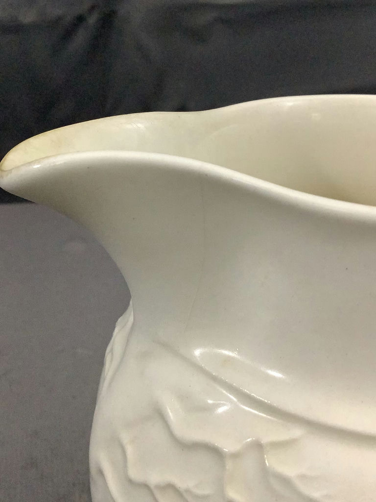 Vintage Wedgewood Plates And Pitcher - image 6 of 13