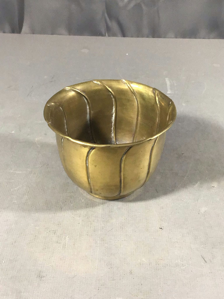 Small Brass Planters/Bowls - image 12 of 16