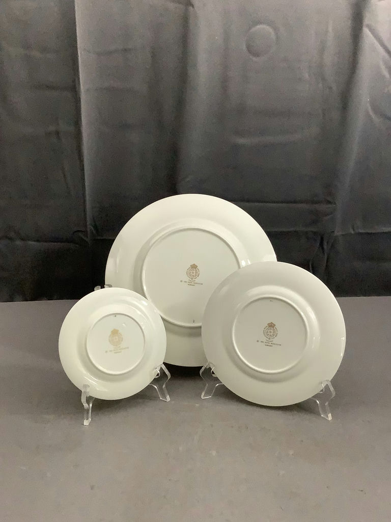 Royal Worcester Durham Pattern Dinnerware / Set 8+ - image 14 of 15