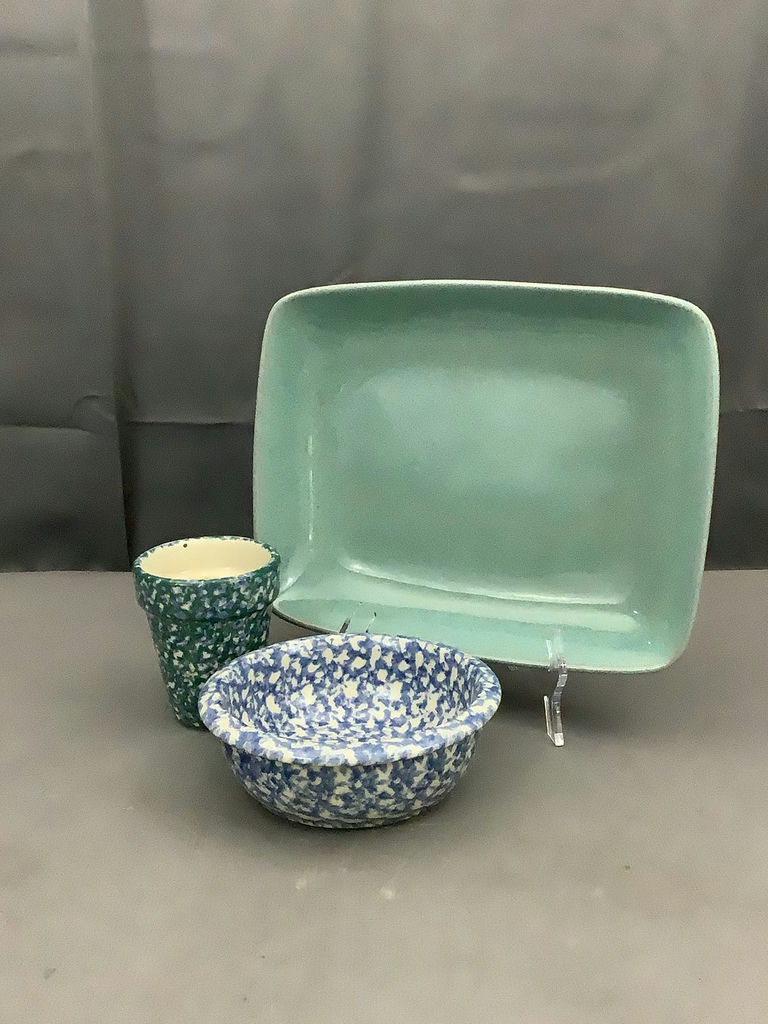 Vintage Roseville / Henn / Glidden Pottery - image 1 of 10