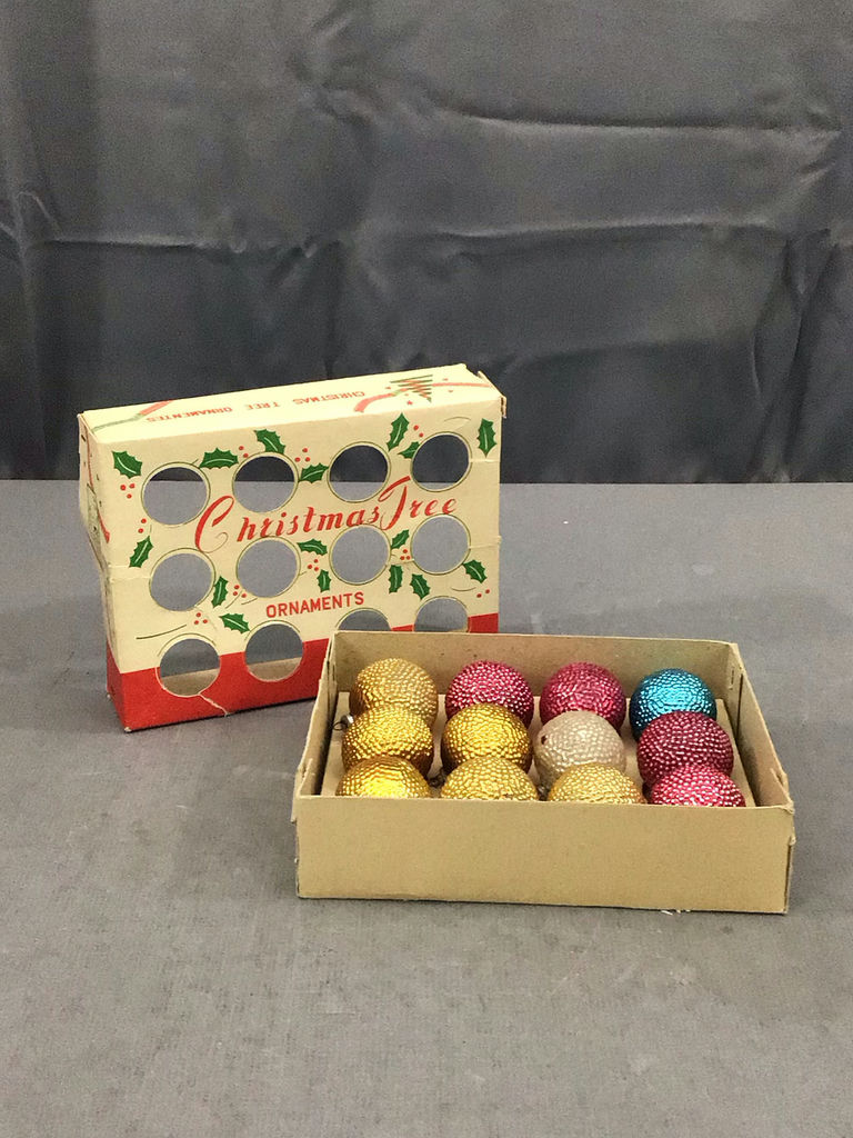 Vintage Christmas Decorations - image 5 of 16