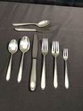 Lunt Sterling Flatware / Service for 12 (2039+dwt) - thumbnail 5 of 14