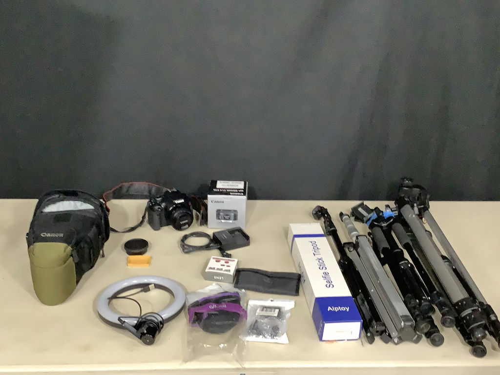 Canon EOS Rebel T3i Camera Kit with Tripods - image 2 of 7