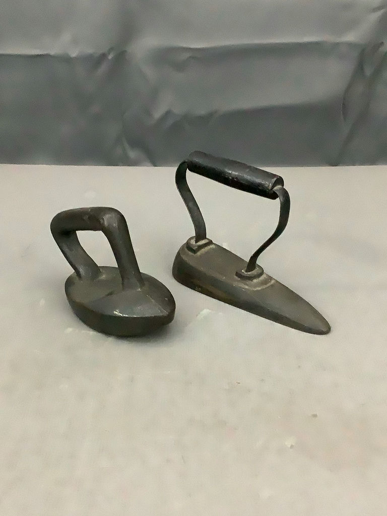 Antique Cast Iron - image 7 of 11