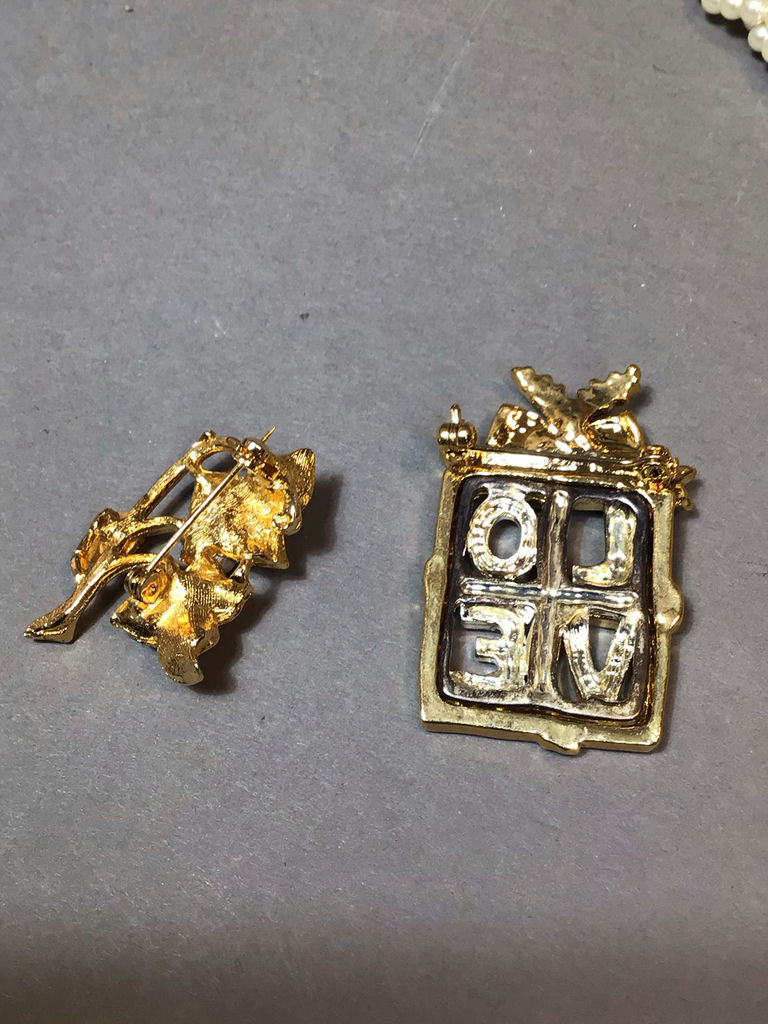 David Detz, Trifari & More Costume Jewelry - image 15 of 23
