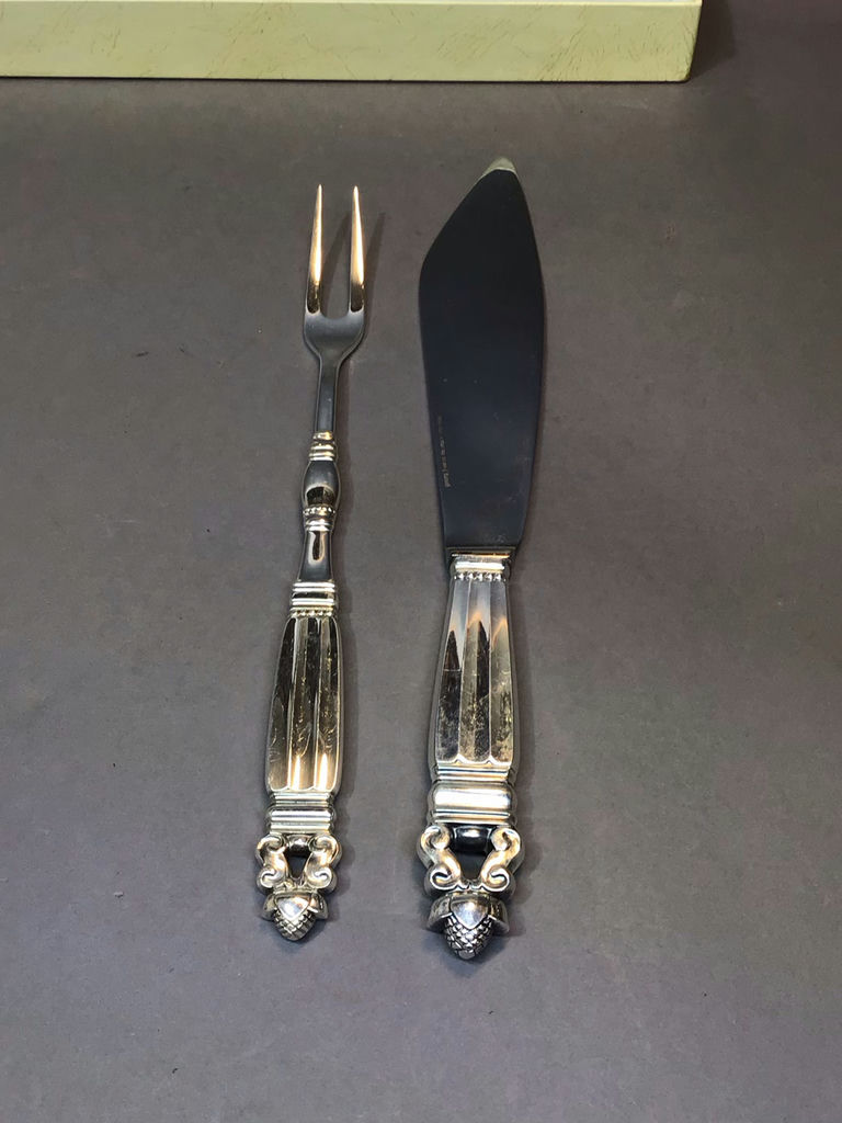 Georg Jensen Acorn Hostess Flatware - image 2 of 10