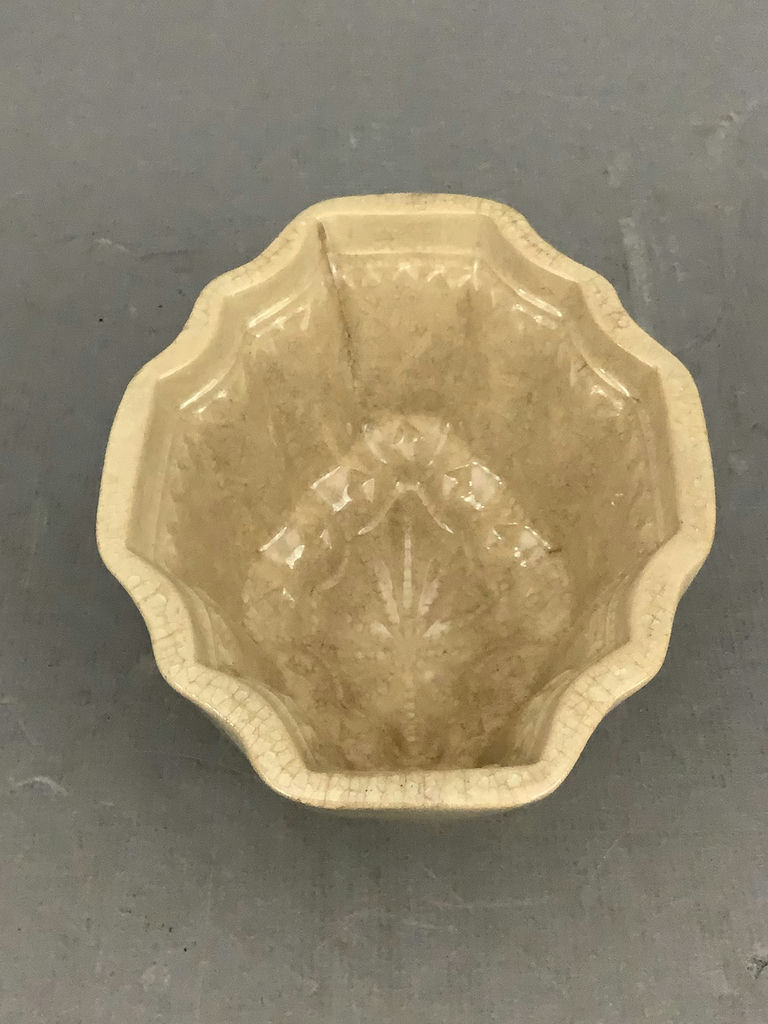 Antique Crock & Butter Molds - image 6 of 11
