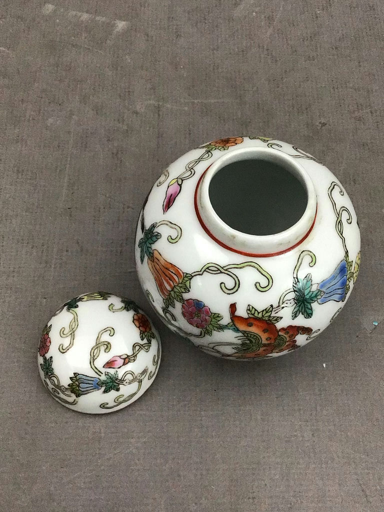Vintage Asian Ceramics - image 13 of 16