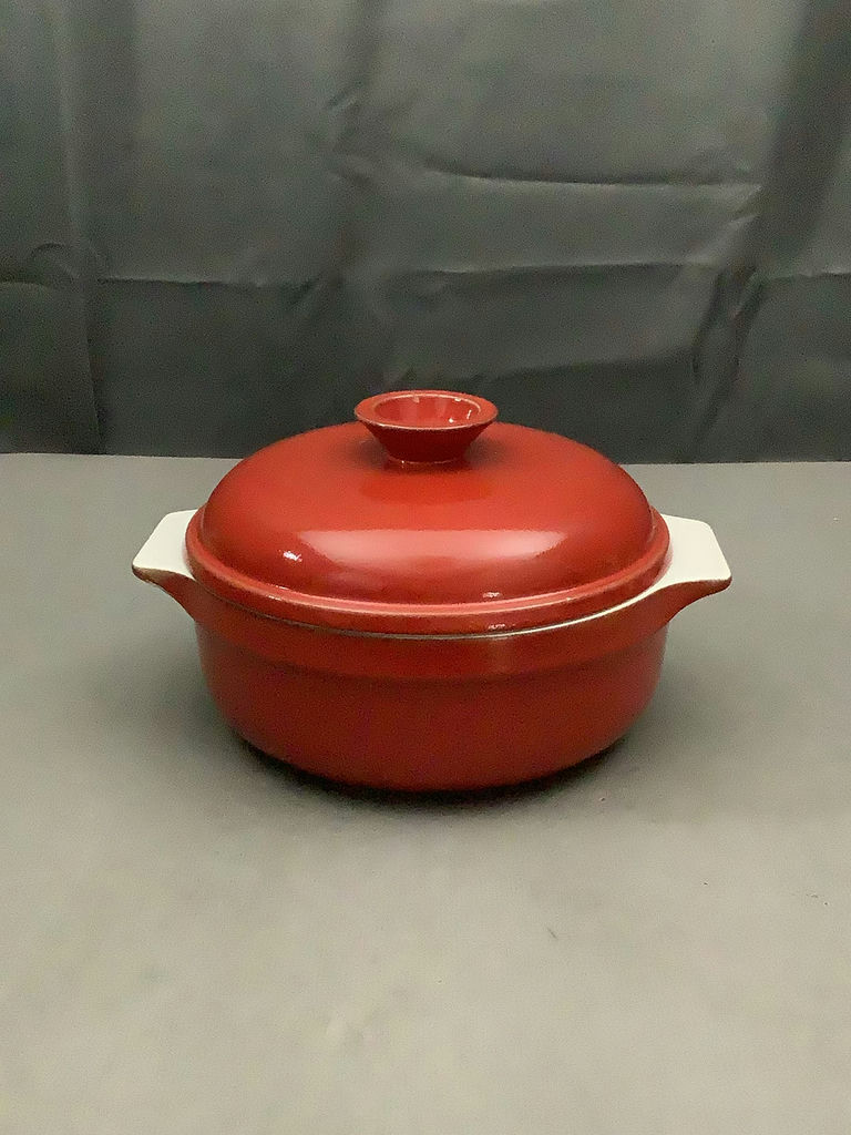 Kitschy Reds & Greens - image 3 of 13