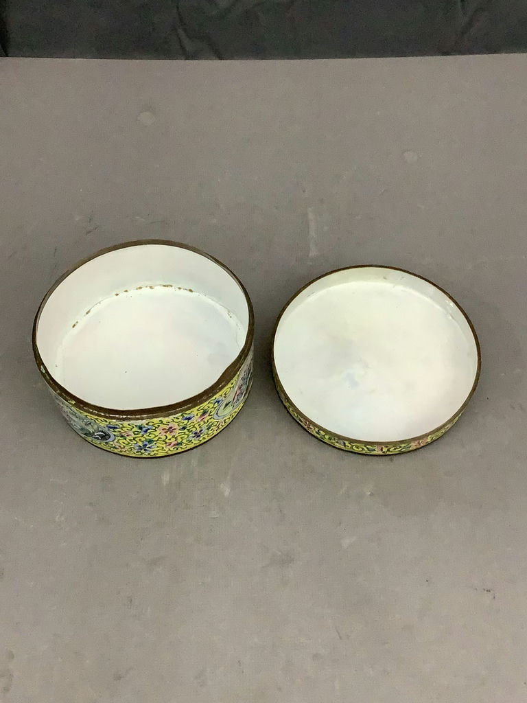 Antique Chinese Canton Famille Box - image 2 of 6