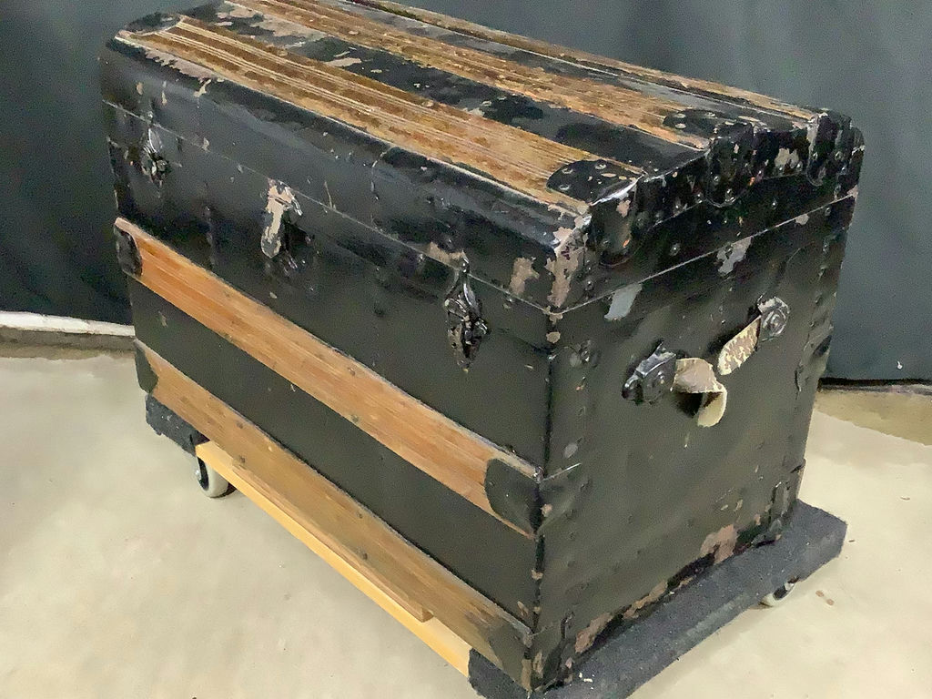 Antique Black Steamer Trunk - image 7 of 8