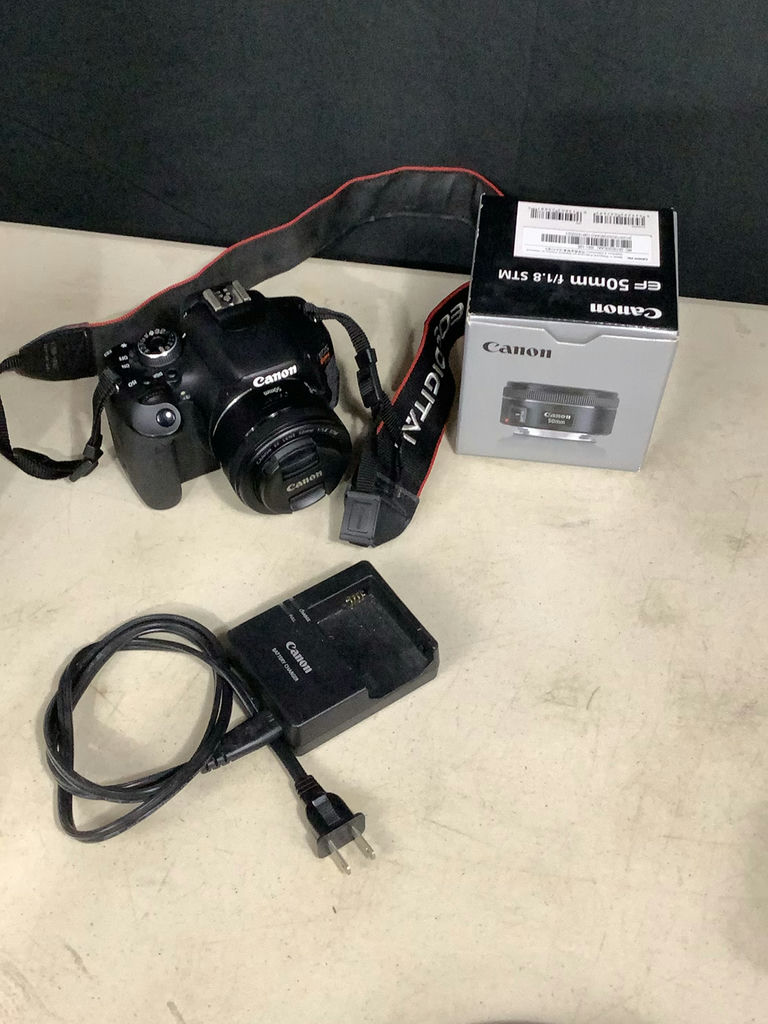 Canon EOS Rebel T3i Camera Kit with Tripods - image 3 of 7
