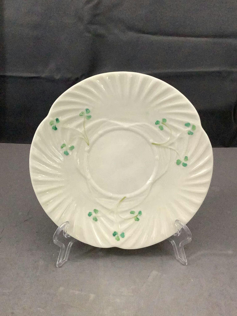 Vintage Shamrock Belleek - image 2 of 12
