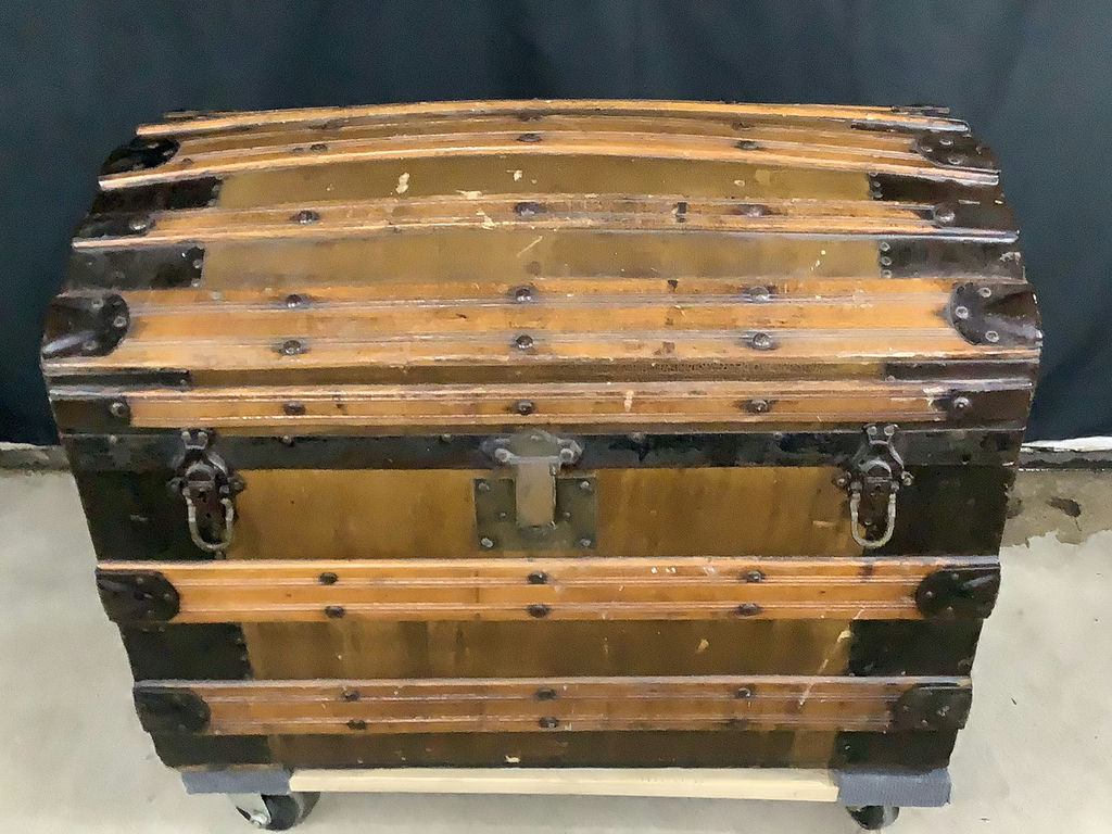 Antique Dome-Top Steamer Trunk - image 2 of 10