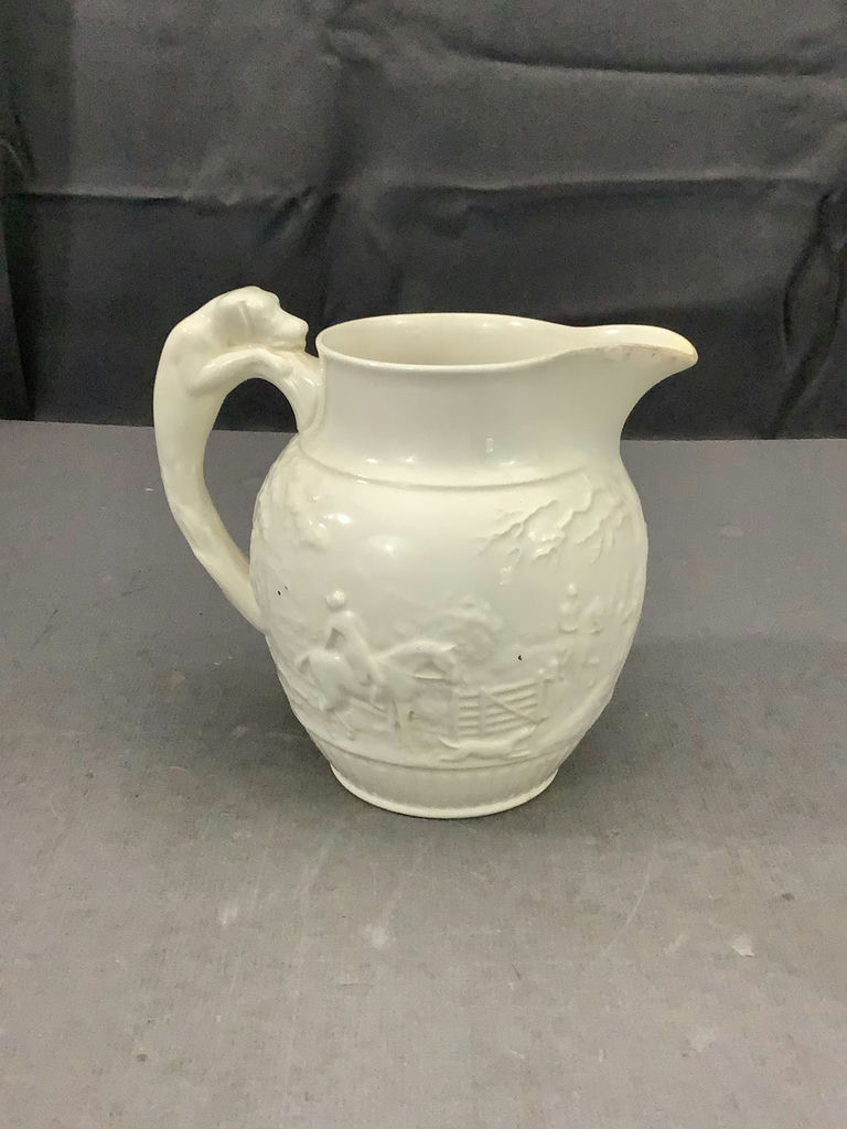 Vintage Wedgewood Plates And Pitcher - image 2 of 13