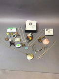 Vintage Costume Jewelry - Dogs & The Sea (2+dwt) - thumbnail 1 of 17