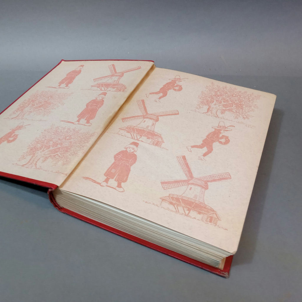 Antique B&H Bookends / Books - image 9 of 28
