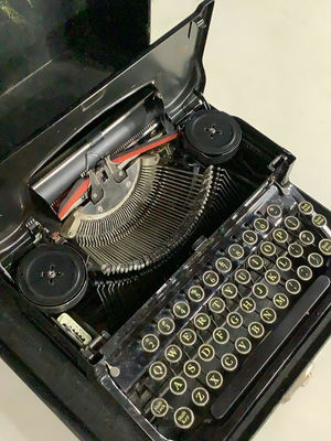 Corona Standard Typewriter by LC Smith & Corona - Image 1 of 15