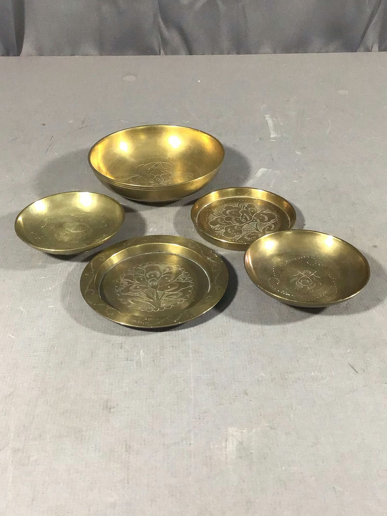 Small Brass Bowls and Coasters - image 7 of 20
