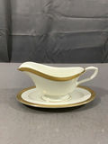 Royal Worcester Durham Pattern Dinnerware / Set 8+ - thumbnail 6 of 15