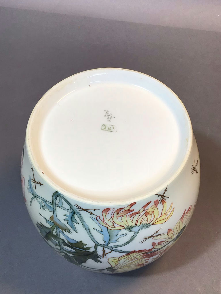 Antique T & V Limoges Biscuit Jar - image 7 of 8