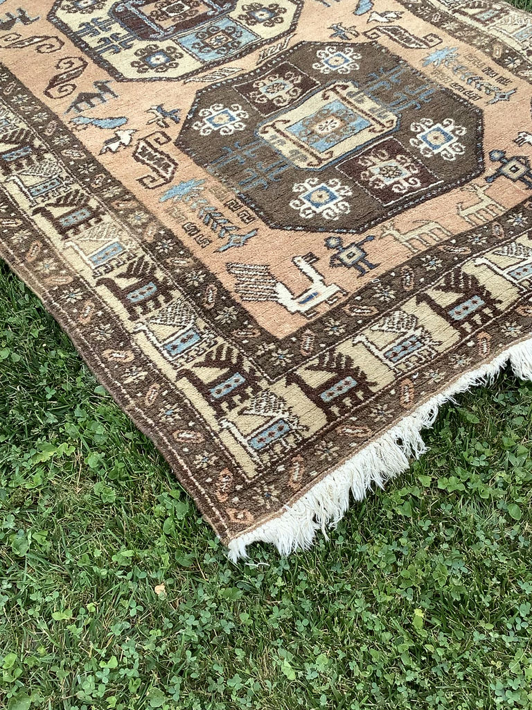 Vintage Oriental Rug - image 4 of 7