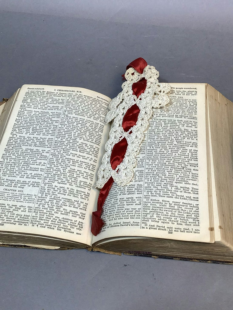 Antique 1880 Bible & Religious Jewelry - image 5 of 10