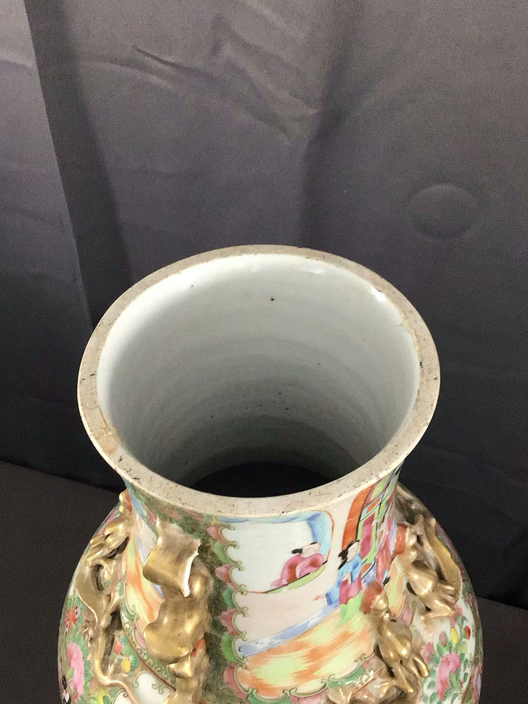Vintage Rose Medallion Urn / Umbrella Stand - image 13 of 16