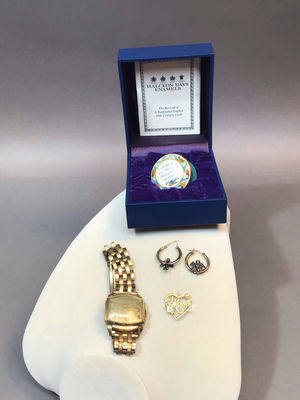 Mom's Treasured Fine Jewelry - Image 1 of 15