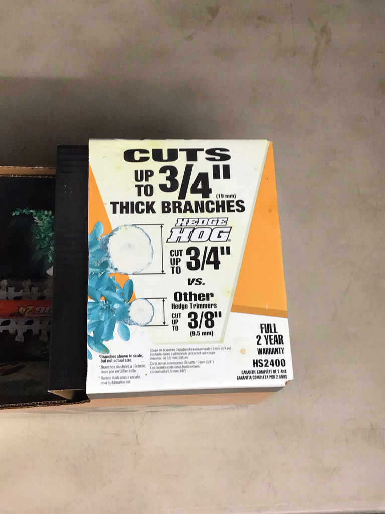 Black & Decker Hedge Hog Trimmer NIB - image 3 of 3