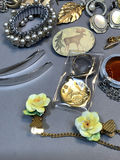 Vintage Costume Jewelry - thumbnail 4 of 18