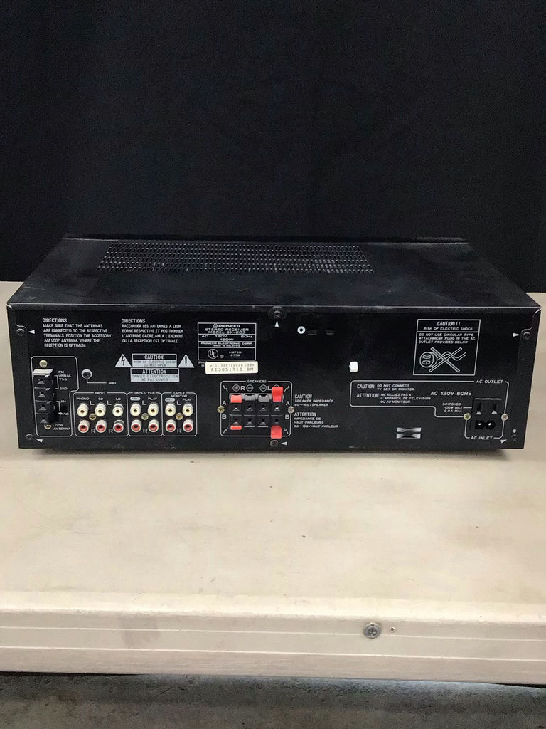 Pioneer & Toshiba Audio Visual Equipment - image 6 of 7