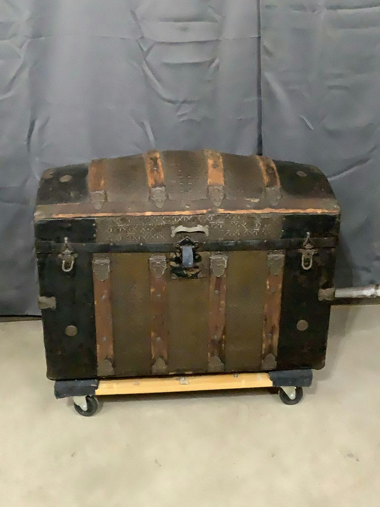 Antique Dome-Top Steamer Trunk - image 1 of 10
