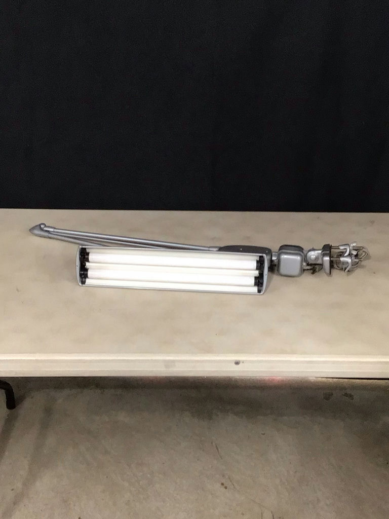 Vintage Metal Task Lamps - image 6 of 9
