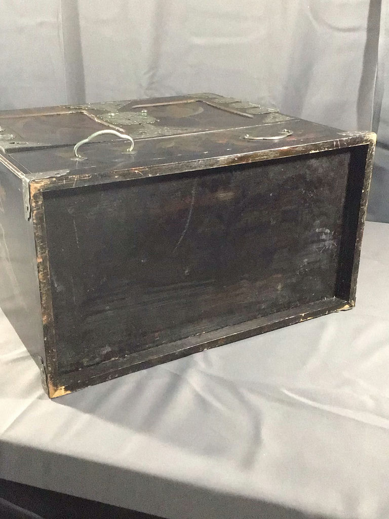 Vintage Lacquer Jewelry Box - image 19 of 19