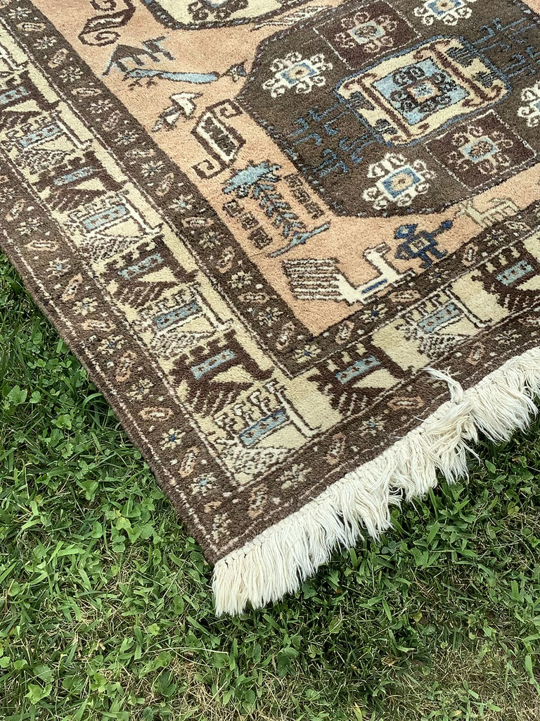 Vintage Oriental Rug - image 2 of 7