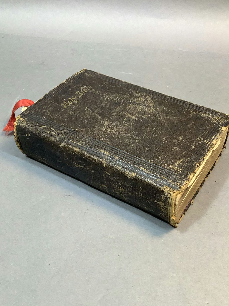 Antique 1880 Bible & Religious Jewelry - image 2 of 10