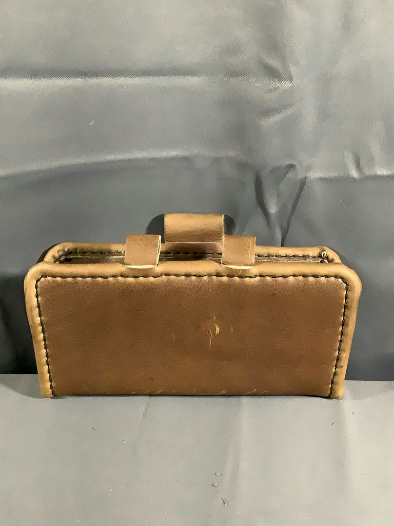 Leather Wallets And Folios - image 26 of 29