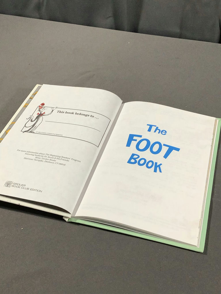 Vintage Dr. Seuss & Asterix Books - image 3 of 20