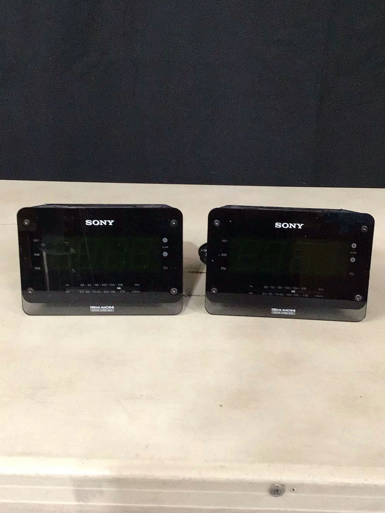 Sony Boombox & Dream Machines - image 2 of 4