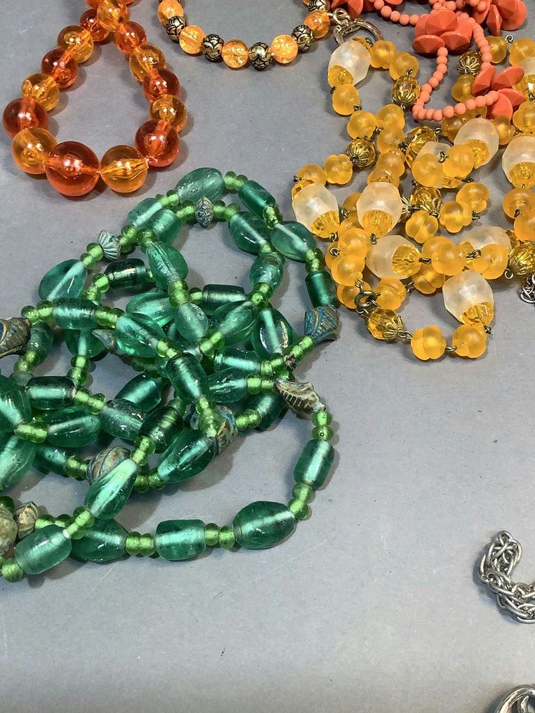 Vintage Costume Jewelry - image 16 of 18