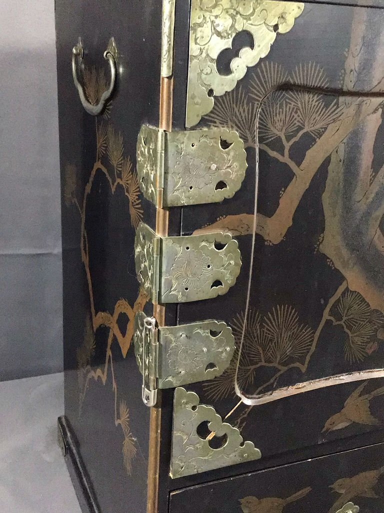 Vintage Lacquer Jewelry Box - image 11 of 19