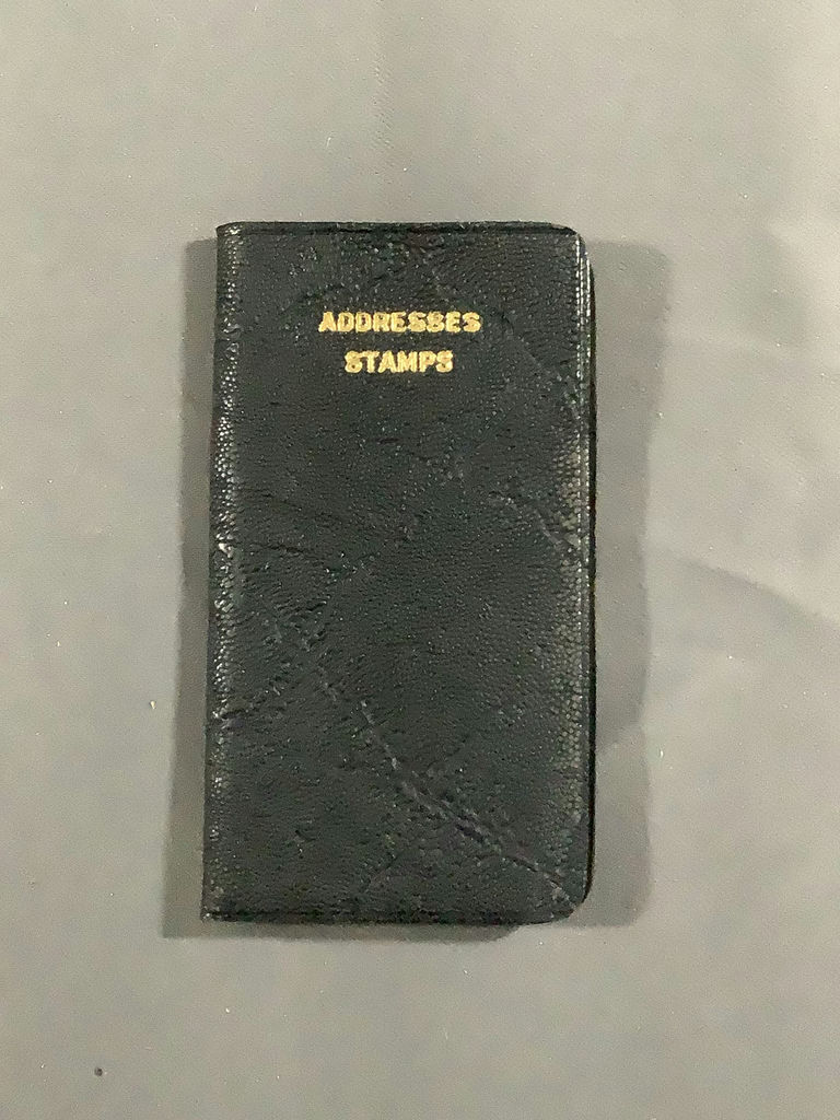 Leather Wallets And Folios - image 5 of 29