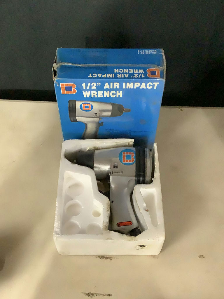 Hand Power Tools - image 6 of 10