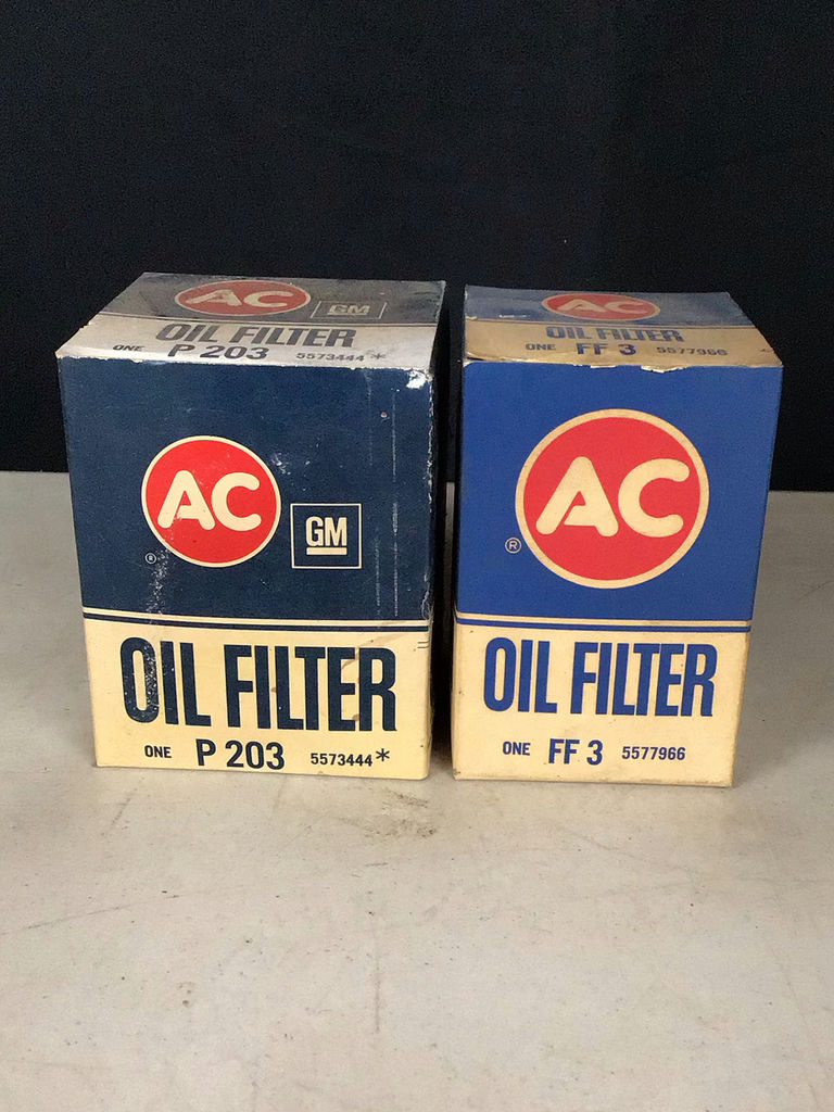 Vintage Car/Porsche Parts - image 7 of 11