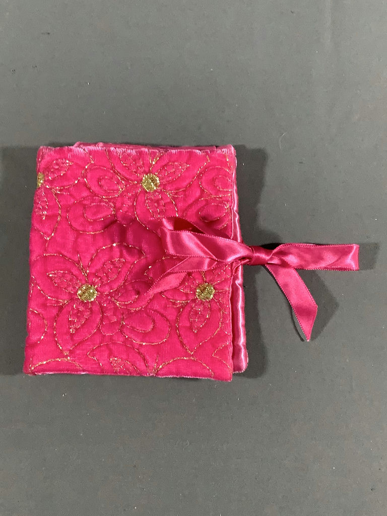Vintage Purses and Scarfs - image 10 of 26