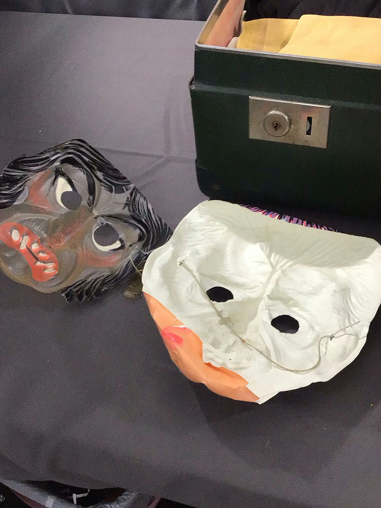 Vintage Halloween Costume Box - image 8 of 21