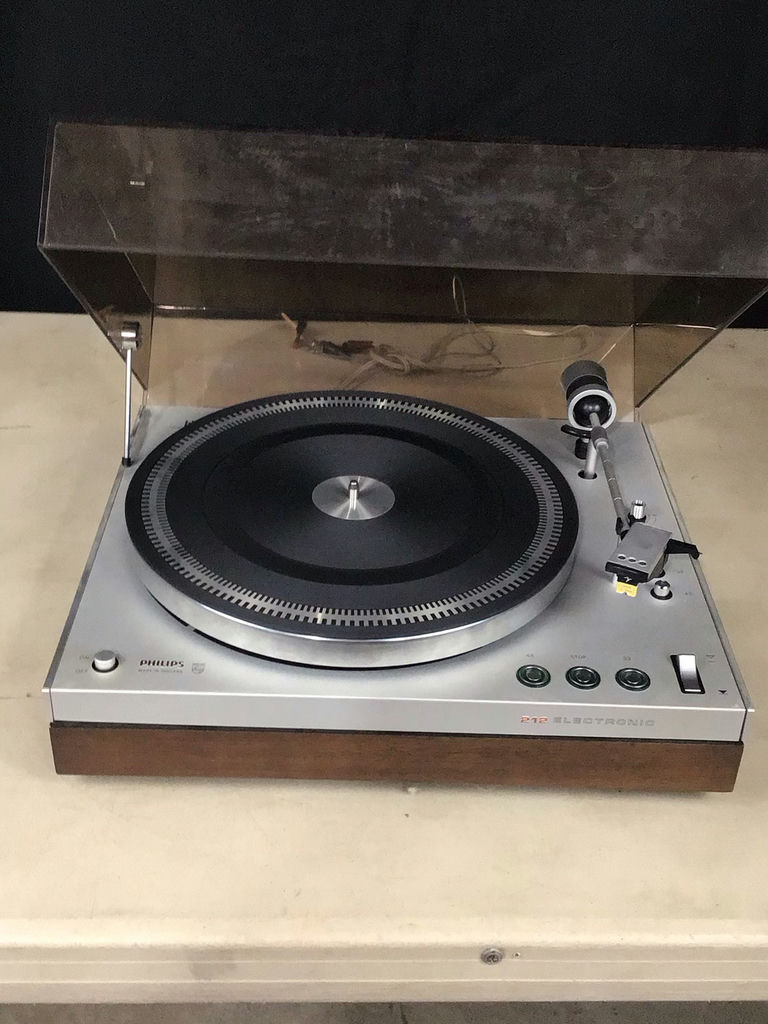 Philips, Heath, & Advent Audio Equipment - image 5 of 7