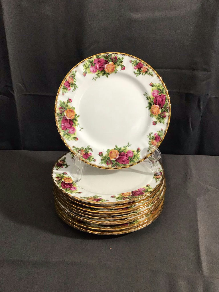 Royal Albert Old Country Roses - Dishes & Tea Pot - image 4 of 13