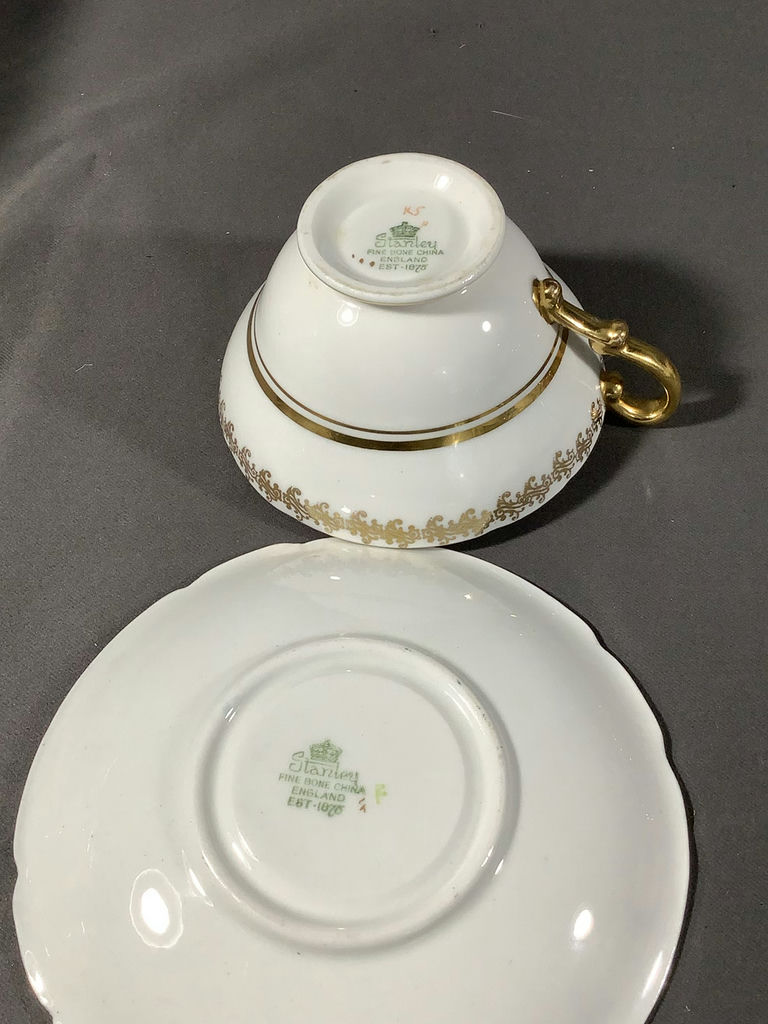 An Intimate Afternoon Tea - image 4 of 24